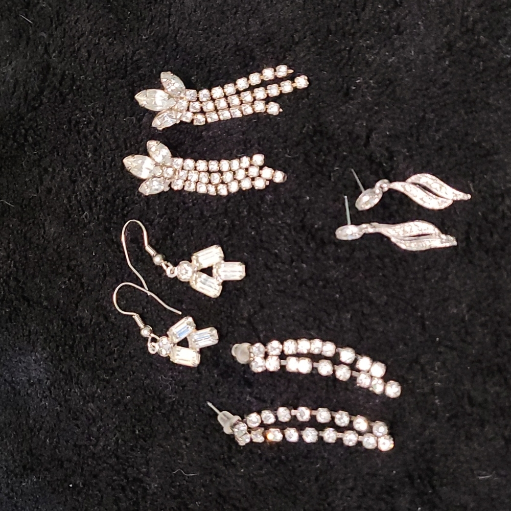 💎Lot of 4 Costume Earrings💎